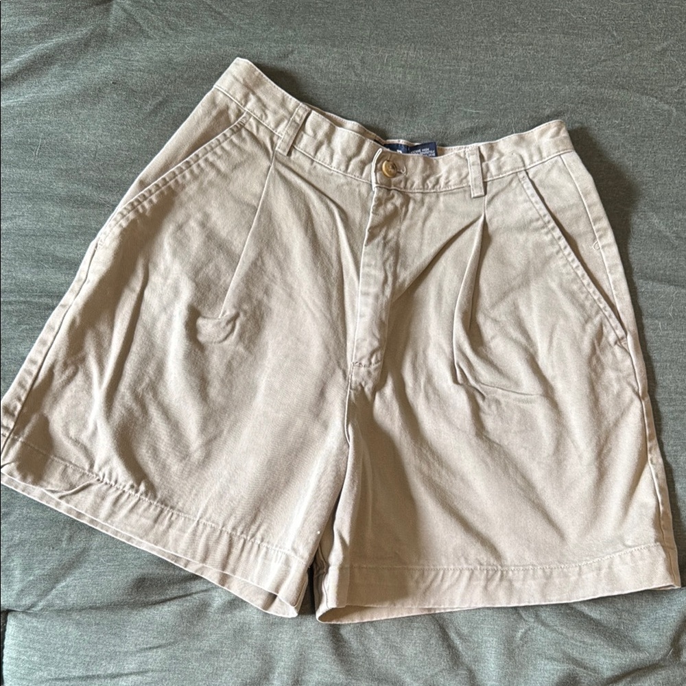 V i n t a g e • GAP khaki chino shorts